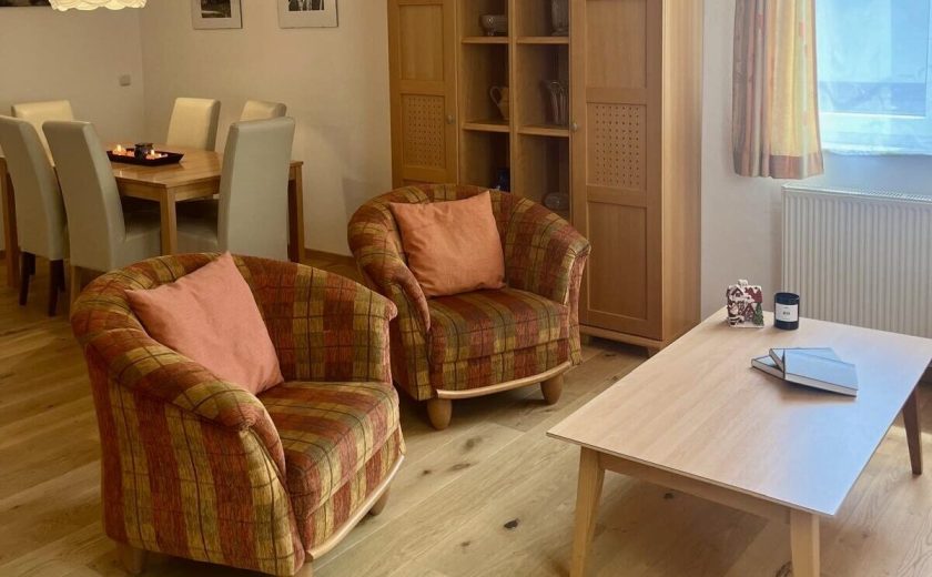 4c56a815-ec97-475c-856e-4c881b361c7a